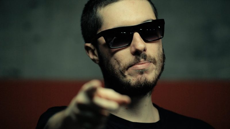Intervista a L’Elfo